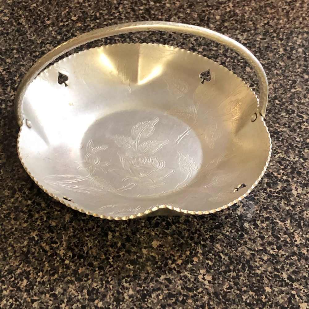 VTG Royalty Aluminum Dish..